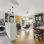 2-Rooms Apartment 63M2 Paris 20Th Arrondissement